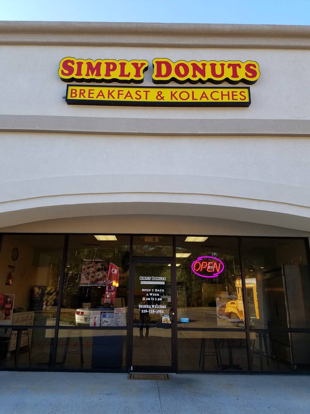 Simply Donuts | restaurant | 9005 Old Spanish Trail, Ocean Springs, MS 39564, USA | 2282384801 OR +1 228-238-4801