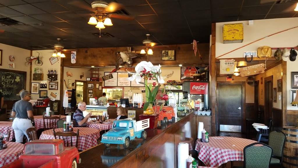 Hanks Catfish & BBQ | restaurant | 8546 N Dale Mabry Hwy, Tampa, FL 33614, USA | 8139365555 OR +1 813-936-5555