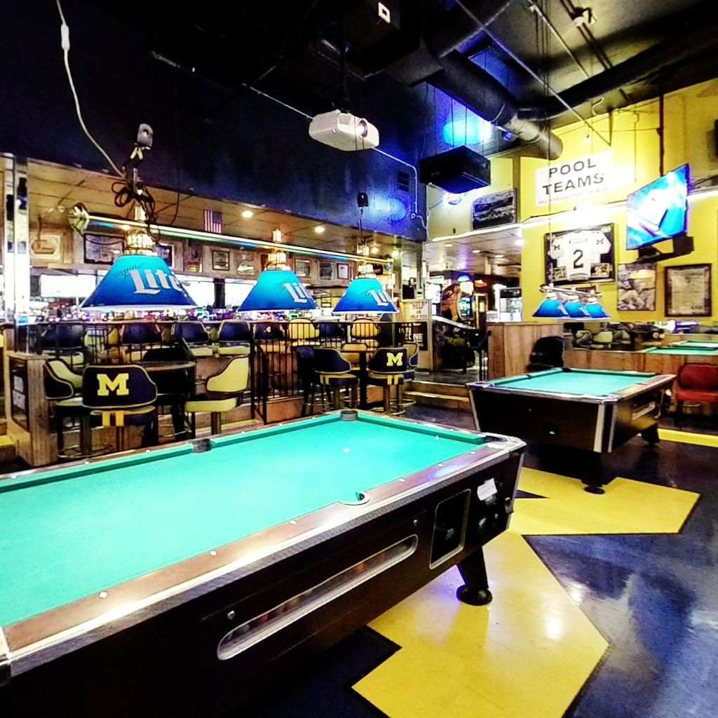 Inn Zone Rainbow Las Vegas Bar | restaurant | 238 S Rainbow Blvd, Las Vegas, NV 89145, USA | 7023632424 OR +1 702-363-2424