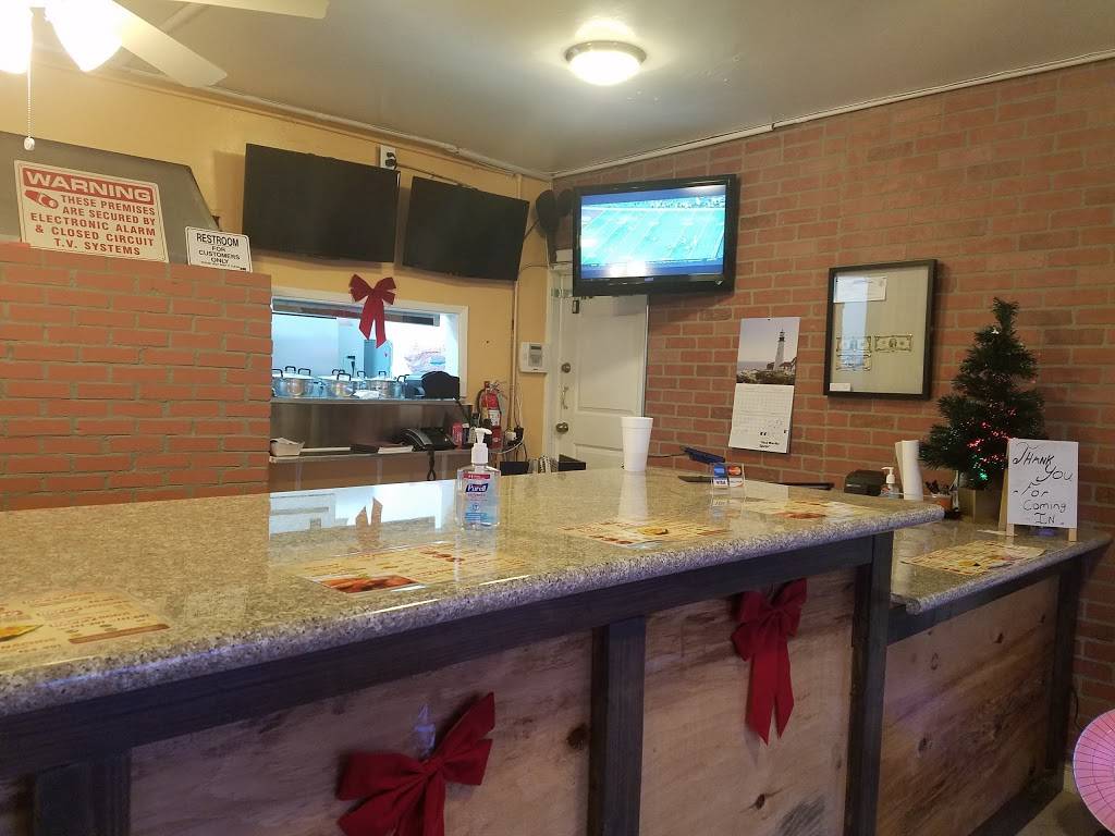 Wings & Asian Things | restaurant | 1201 Chester Ave, Bakersfield, CA 93301, USA | 6615730009 OR +1 661-573-0009