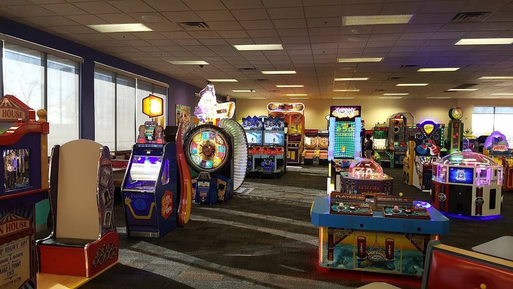Chuck E. Cheeses | restaurant | 1512 Nations Dr, Gurnee, IL 60031, USA | 8472491120 OR +1 847-249-1120