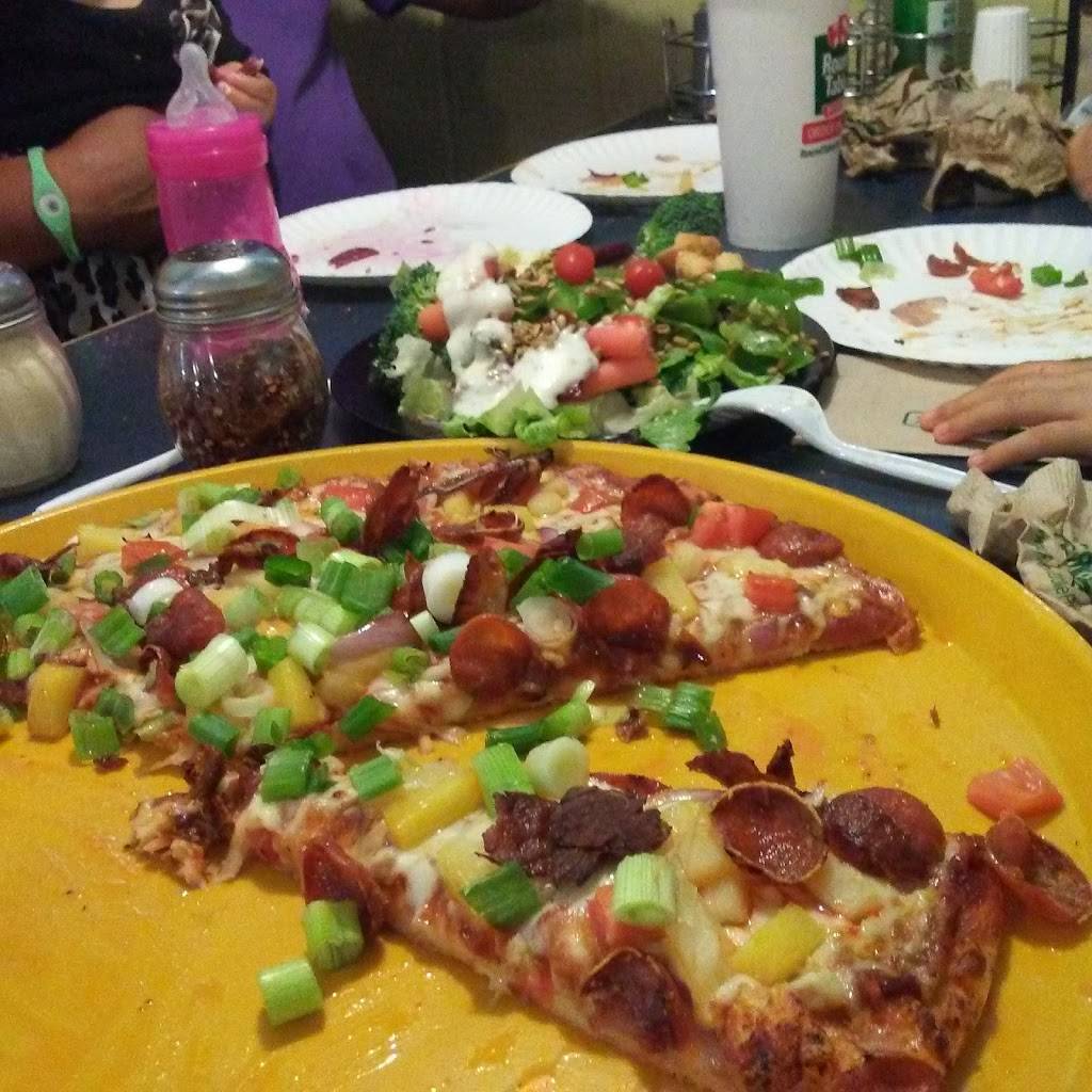 Round Table Pizza | meal delivery | 15960 Hesperian Blvd, San Lorenzo, CA 94580, USA | 5102786311 OR +1 510-278-6311