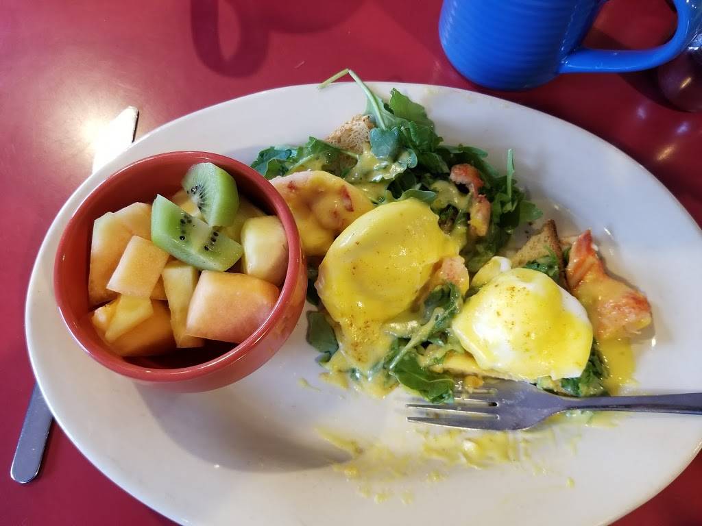 Ricks Restaurant | meal takeaway | 240 York St, York, ME 03909, USA | 2076060556 OR +1 207-606-0556