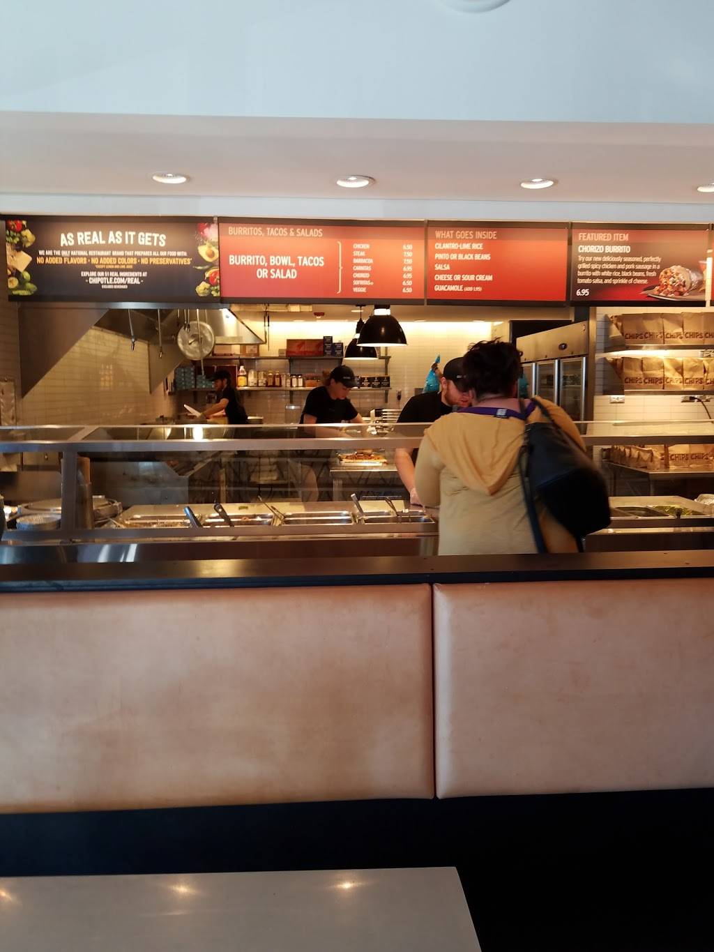 Chipotle Mexican Grill | restaurant | 17 Chaplin Road, Morgantown, WV 26501, USA | 3045994519 OR +1 304-599-4519