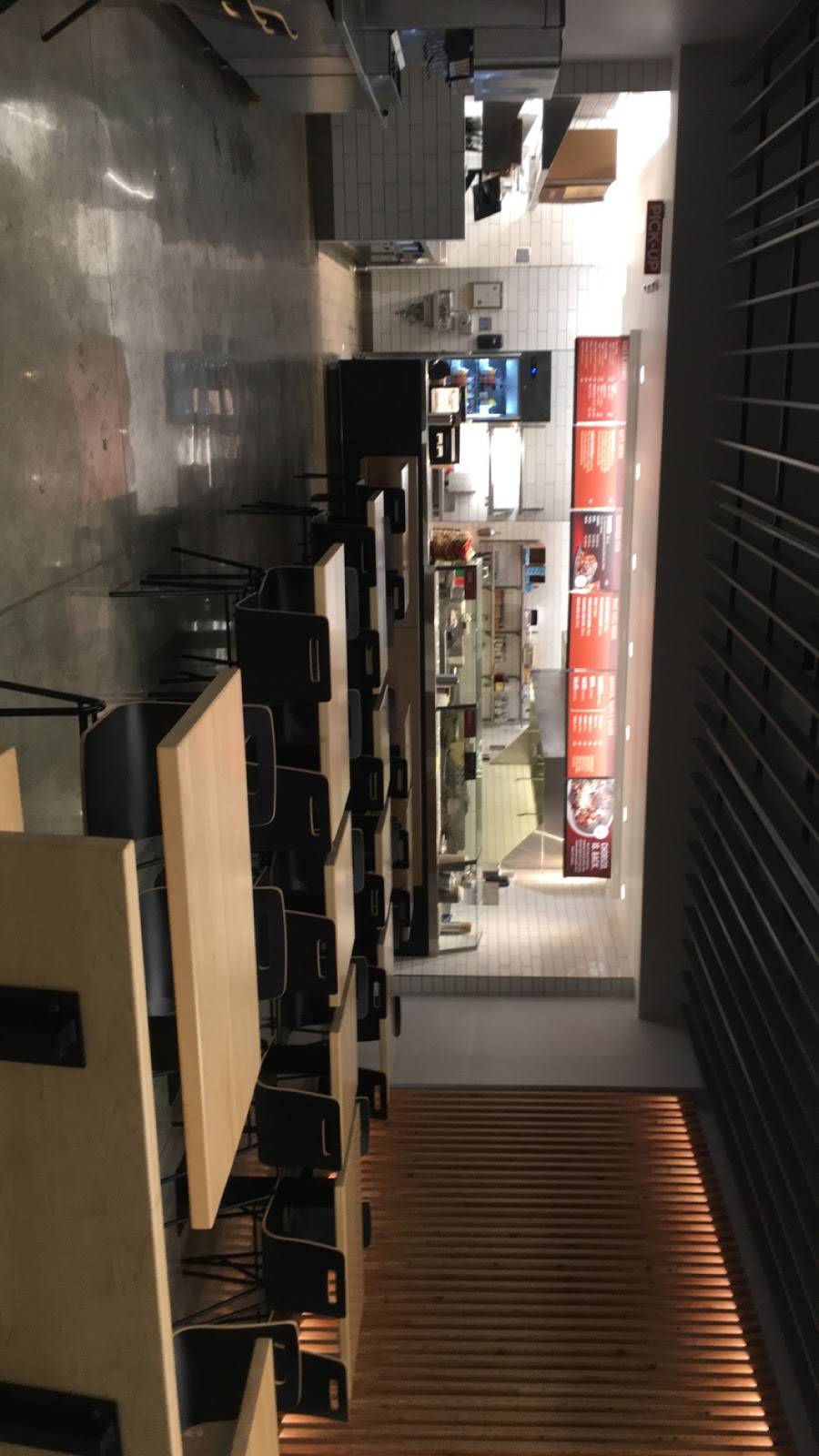 Chipotle Mexican Grill | restaurant | 115A S Dupont Hwy, New Castle, DE 19720, USA | 3023261505 OR +1 302-326-1505