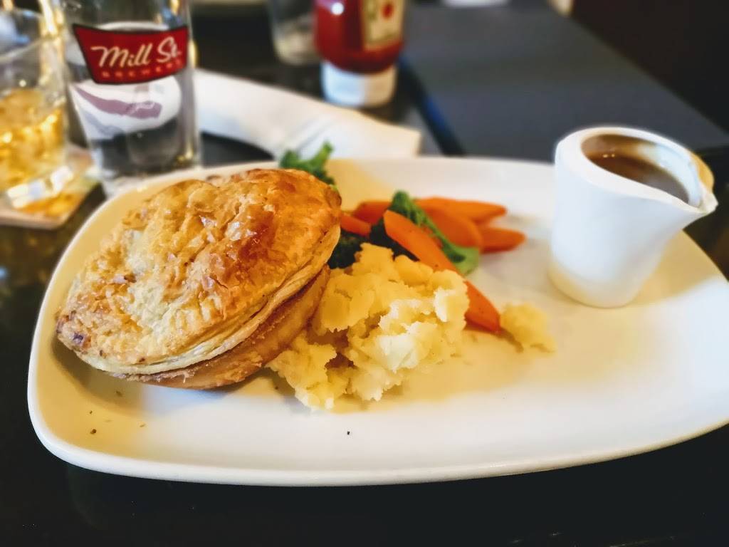 The Wallace Gastropub | restaurant | 1954 Yonge St, Toronto, ON M4S 1Z4, Canada | 4164893500 OR +1 416-489-3500