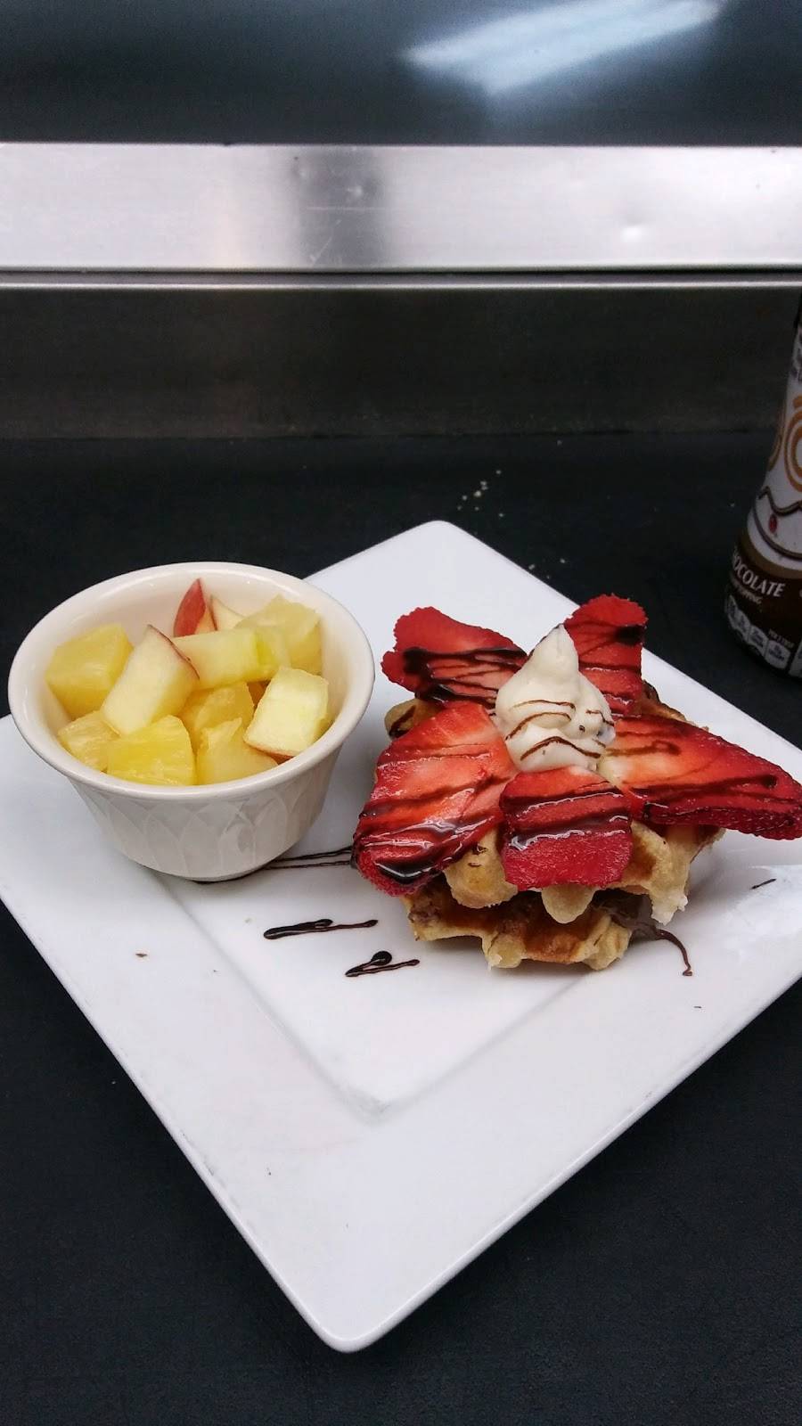 NINETEEN Restaurant Bar And Banquet | restaurant | 513 Country Club Dr, Hampstead, NC 28443, USA | 9104061419 OR +1 910-406-1419