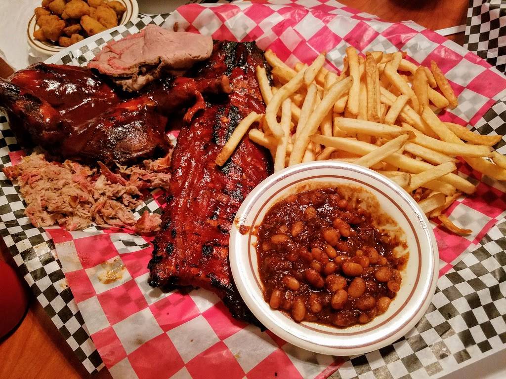 Fat Buddies Ribs & Barbecue | restaurant | 193 Waynesville Plaza, Waynesville, NC 28786, USA | 8284566368 OR +1 828-456-6368