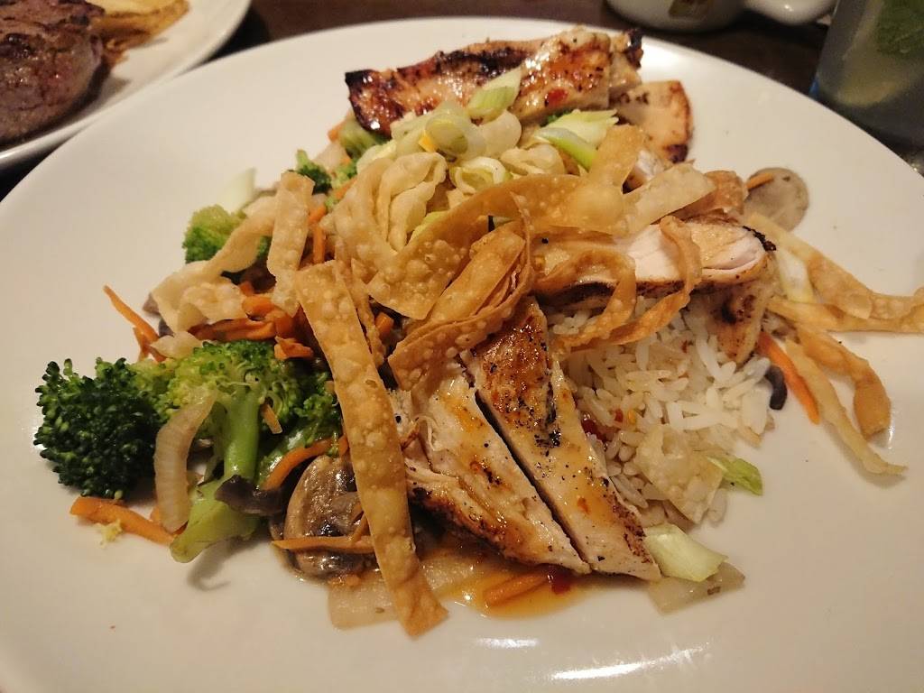 Applebees Grill + Bar | restaurant | 13351 FL-535 #100, Orlando, FL 32821, USA | 3213954074 OR +1 321-395-4074