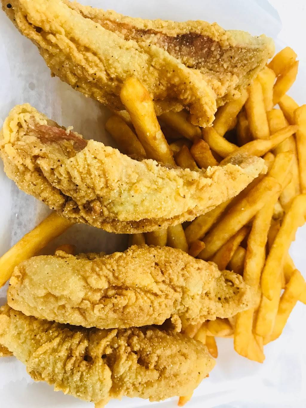 RED JJ FISH AND CHICKEN | restaurant | 4200 IL-173 #5, Zion, IL 60099, USA | 8477319111 OR +1 847-731-9111