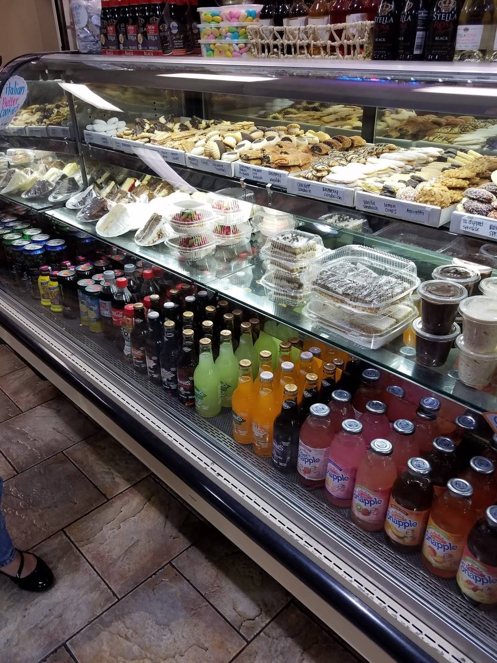 Old World Delicatessens | restaurant | 281 S Mountain Ave, Upland, CA 91786, USA | 9096080418 OR +1 909-608-0418