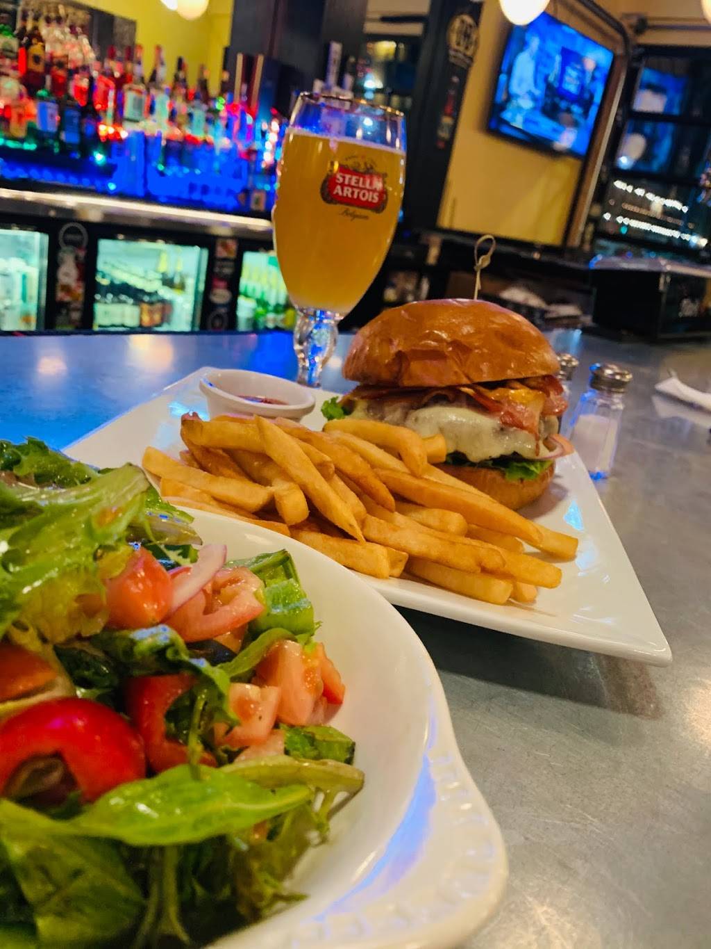 Good Vibes Restaurant Bar | restaurant | 2903 ODonnell St, Baltimore, MD 21224, USA | 6673033142 OR +1 667-303-3142