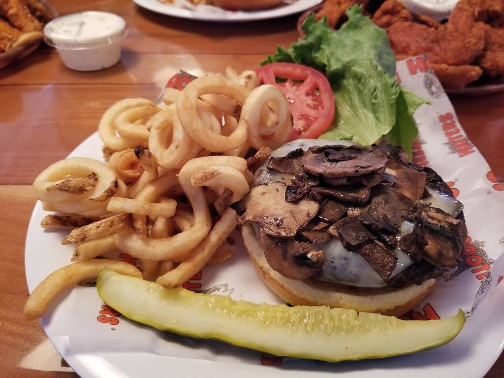 Hooters | meal takeaway | 8225 W Higgins Rd, Chicago, IL 60631, USA | 7737140193 OR +1 773-714-0193