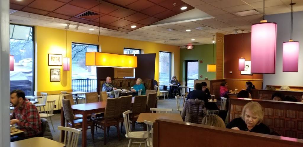 Panera Bread | cafe | 143 Federal Rd, Brookfield, CT 06804, USA | 2037400834 OR +1 203-740-0834