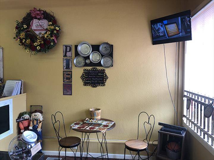 Nadeans | bakery | 195 E Morse St, Markle, IN 46770, USA | 2602243990 OR +1 260-224-3990