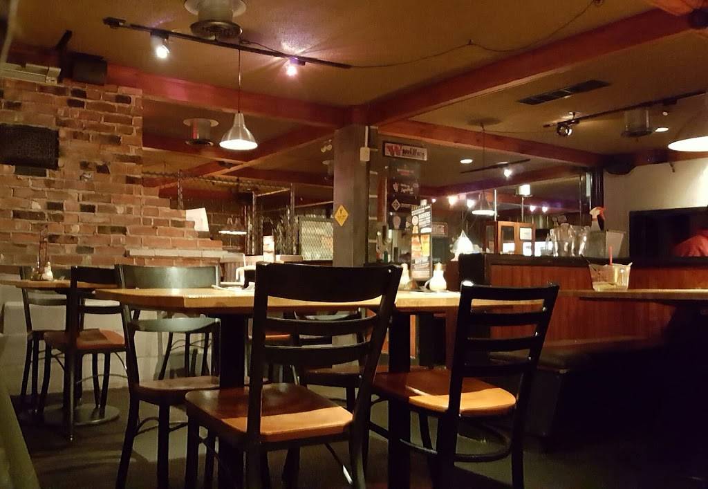 The Works Gourmet Burger Bistro | restaurant | 326 Richmond Rd, Ottawa, ON K1Z 6X6, Canada | 6135640406 OR +1 613-564-0406