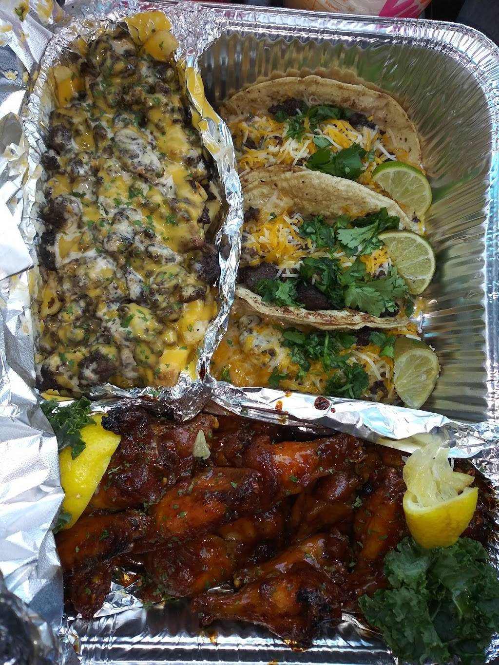 Taylormade Que | restaurant | 6717 S Halsted St, Chicago, IL 60621, USA | 8722443616 OR +1 872-244-3616