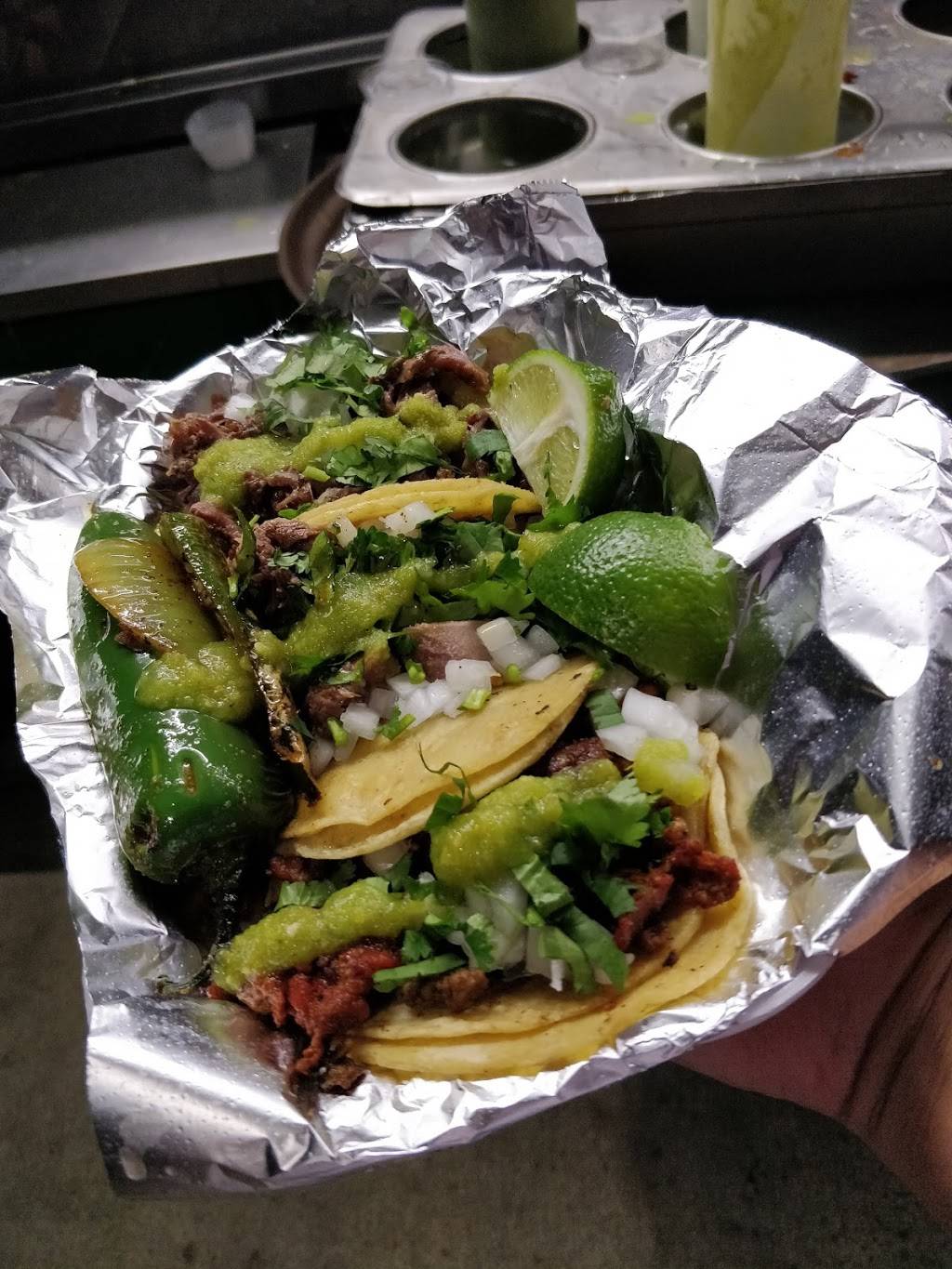 Tacos Manuel | restaurant | Mabury St, Santa Ana, CA 92705, USA | 7147200889 OR +1 714-720-0889