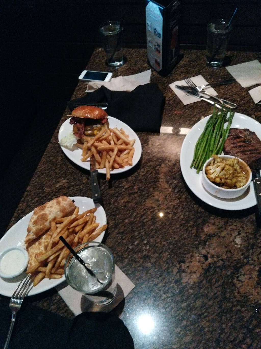 BJs Restaurant & Brewhouse | restaurant | 511 Coleman Ave, San Jose, CA 95110, USA | 4083437230 OR +1 408-343-7230