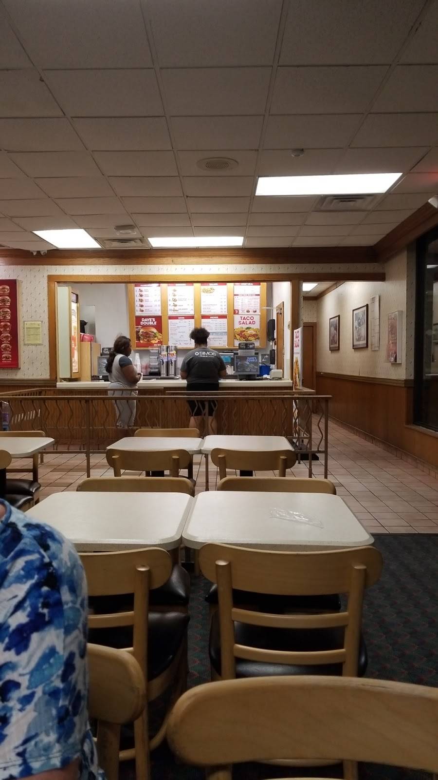 Wendys | restaurant | 3717 Summer Ave, Memphis, TN 38122, USA | 9014528821 OR +1 901-452-8821