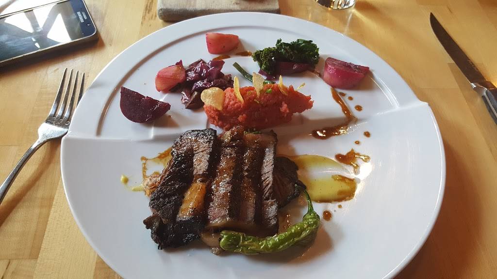 Epiphany Farms Restaurant | restaurant | 220 E Front St, Bloomington, IL 61701, USA | 3098282323 OR +1 309-828-2323