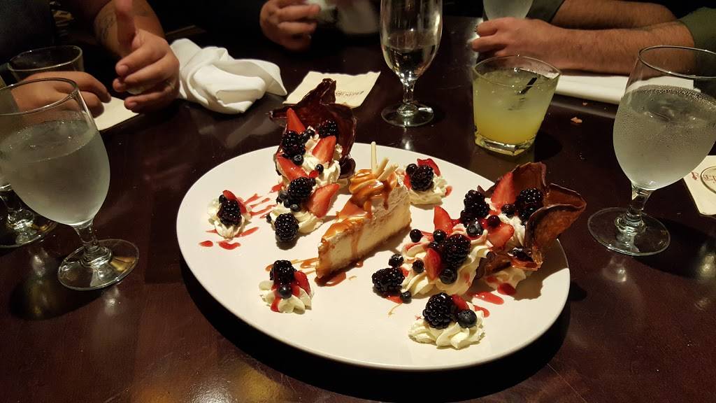 Fred & Steves Steakhouse | restaurant | 100 Twin River Rd, Lincoln, RI 02865, USA | 4014758400 OR +1 401-475-8400