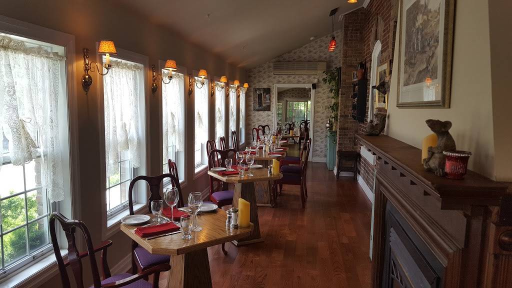 A Taste Of Freedom | restaurant | 24 Mill St W, Tottenham, ON L0G 1W0, Canada | 9059366532 OR +1 905-936-6532