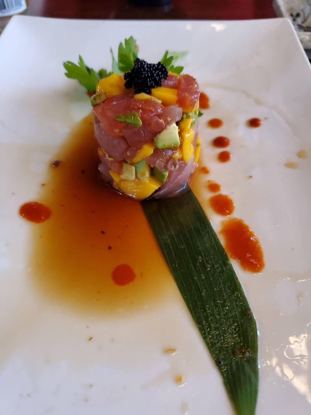 Red Ginger | restaurant | 1301 S Gilbert St Ste. 6, Iowa City, IA 52240, USA | 3193383336 OR +1 319-338-3336