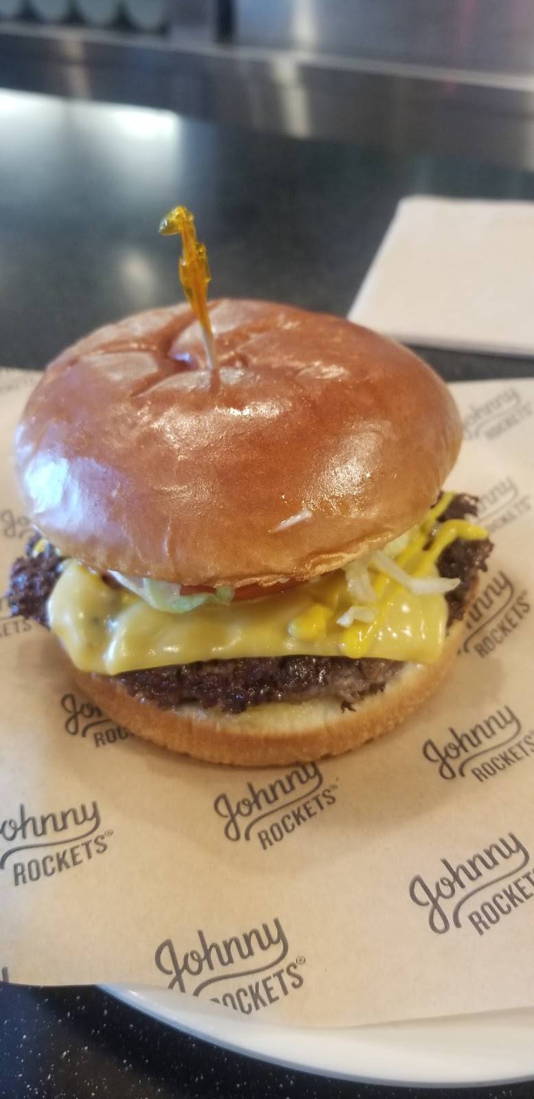 Johnny Rockets | restaurant | Syracuse Hancock International Airport (SYR), 1000 Col Eileen Collins Blvd, Syracuse, NY 13212, USA | 3152996974 OR +1 315-299-6974