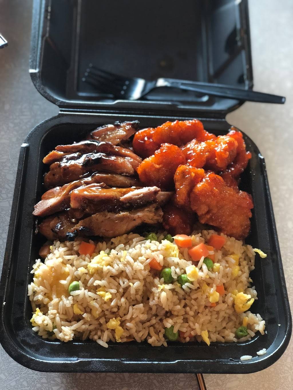 Hibachi-San | restaurant | 2105 Plaza, Santa Rosa, CA 95401, USA | 7075450805 OR +1 707-545-0805