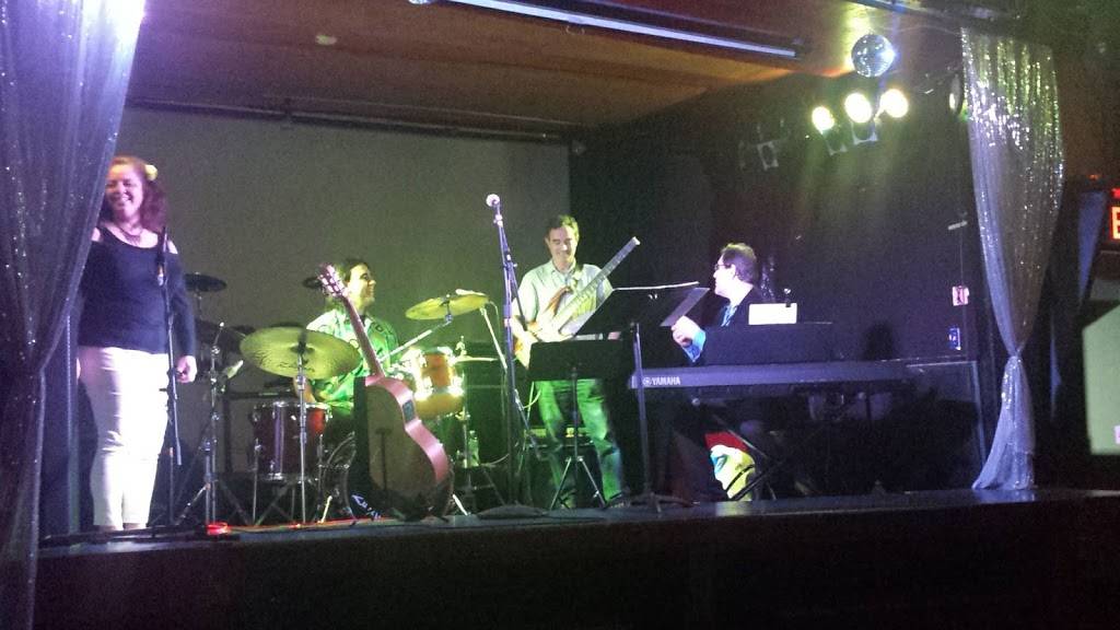 Samba Bar & Grille | restaurant | 608 Somerville Ave, Somerville, MA 02143, USA | 6177189177 OR +1 617-718-9177