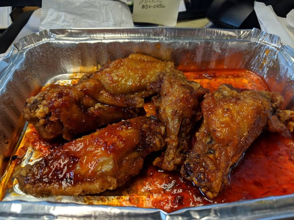 Ono In Central market | restaurant | 34 W Philadelphia St, York, PA 17401, USA | 8085948700 OR +1 808-594-8700