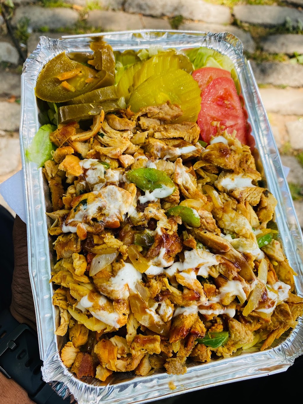 Mi Amor Halal Food Truck | restaurant | 50 River St, Brooklyn, NY 11249, USA | 3478795510 OR +1 347-879-5510