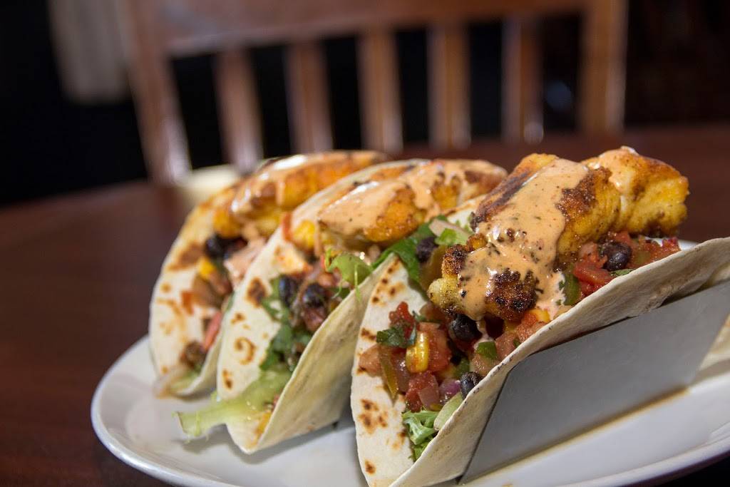 OHaras Food & Spirits | restaurant | 1185 Walnut St, Newton Highlands, MA 02461, USA | 6179656785 OR +1 617-965-6785