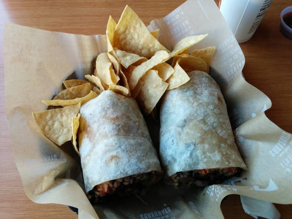 Sharkys Woodfired Mexican Grill | restaurant | 39532 10th St W B, Palmdale, CA 93551, USA | 6612734713 OR +1 661-273-4713