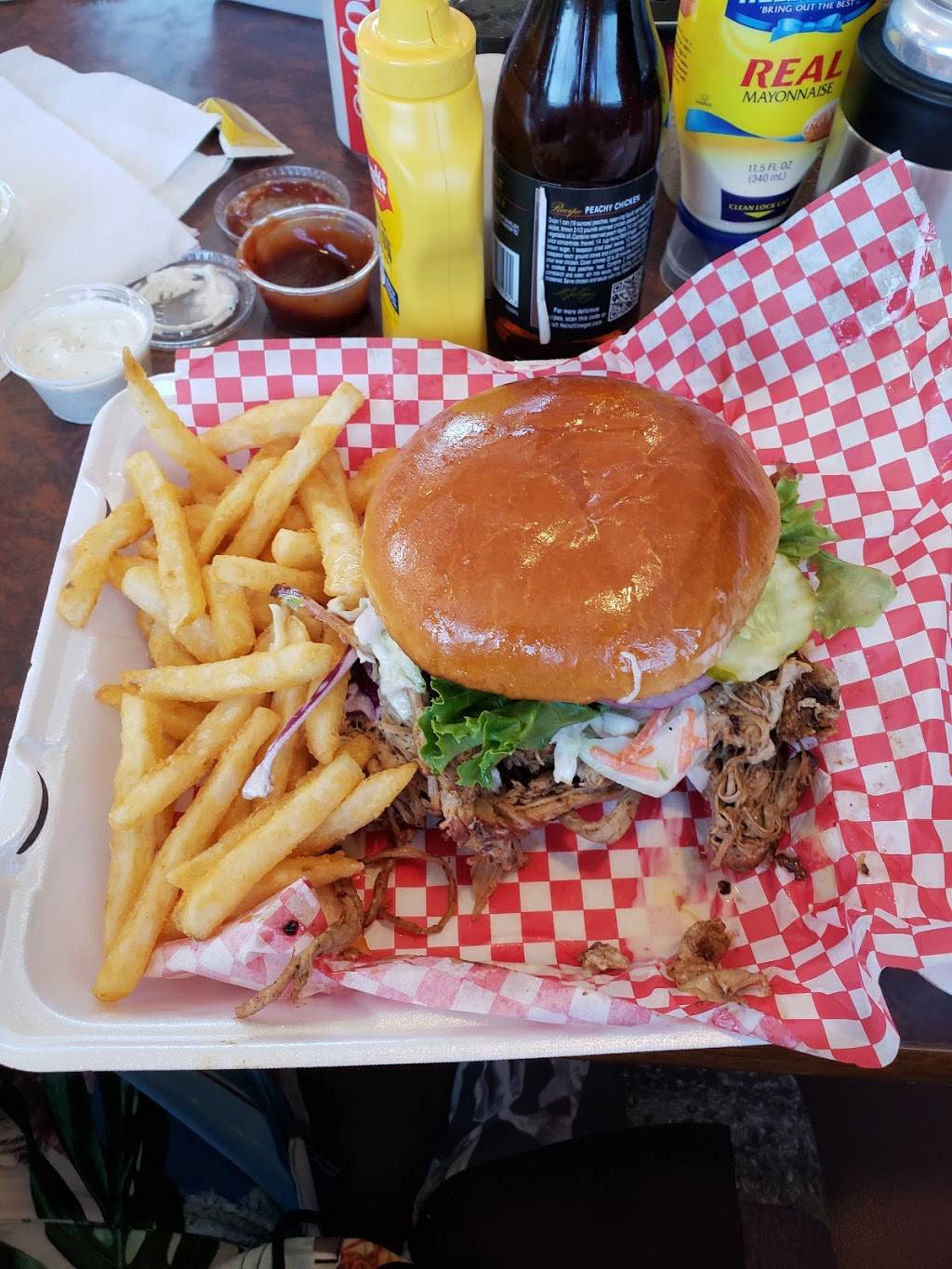 Hideaway Grill & BBQ | restaurant | Galena, MO 65656, USA | 4175380262 OR +1 417-538-0262