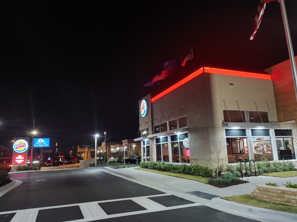 Burger King | restaurant | 16130 US-441, Alachua, FL 32615, USA | 3865883268 OR +1 386-588-3268