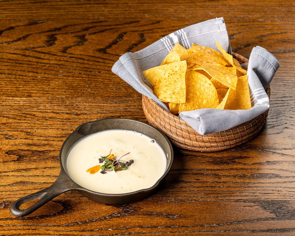 Nom Nom Tacos & Tequila Southside | restaurant | 3209 Builder Dr, Lafayette, IN 47909, USA | 7657674860 OR +1 765-767-4860