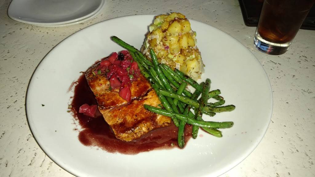 Campagnia Bistro | restaurant | 1185 E Champlain Dr, Fresno, CA 93720, USA | 5594333300 OR +1 559-433-3300