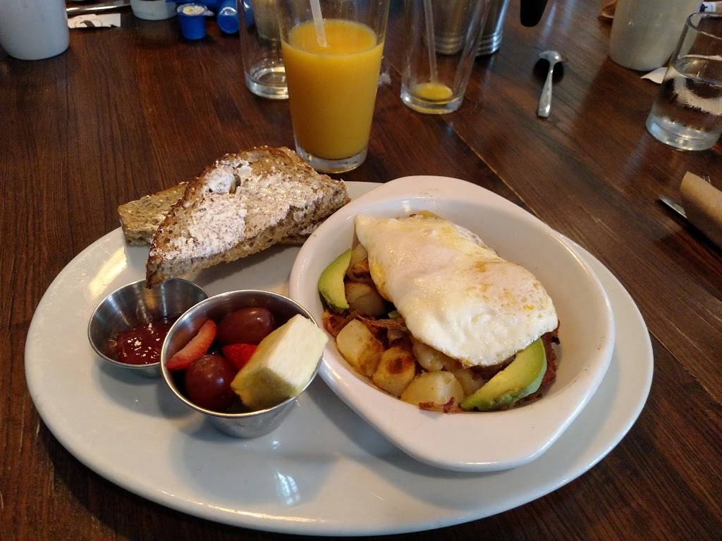 First Watch | restaurant | 7091 College Pkwy, Fort Myers, FL 33907, USA | 2392745551 OR +1 239-274-5551