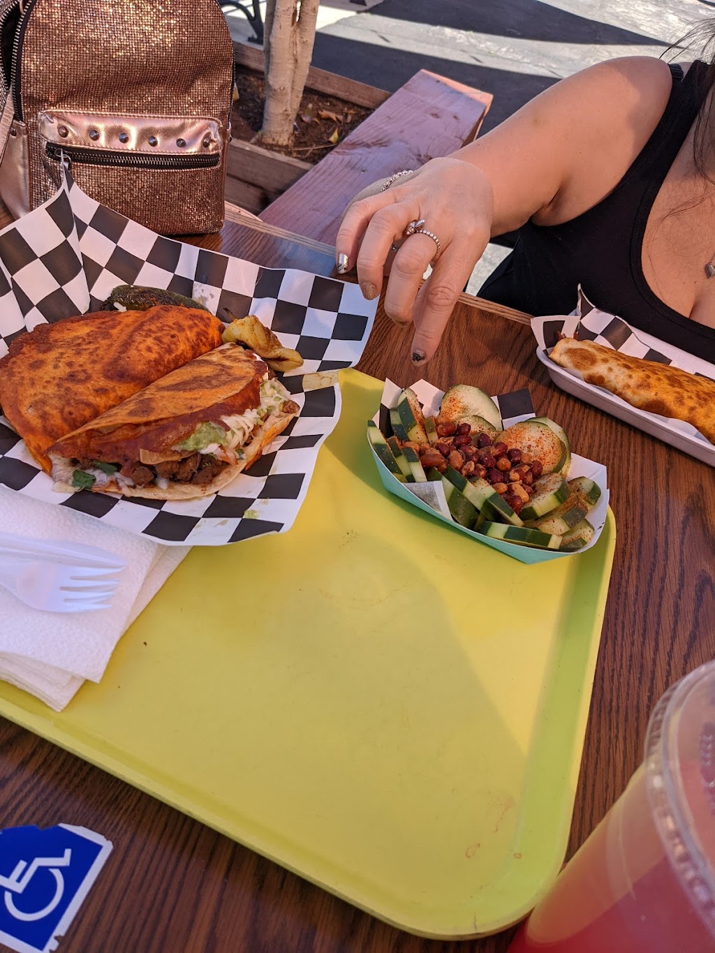 Taco SAAS | restaurant | 10300 Rush St, South El Monte, CA 91733, USA | 6267581577 OR +1 626-758-1577