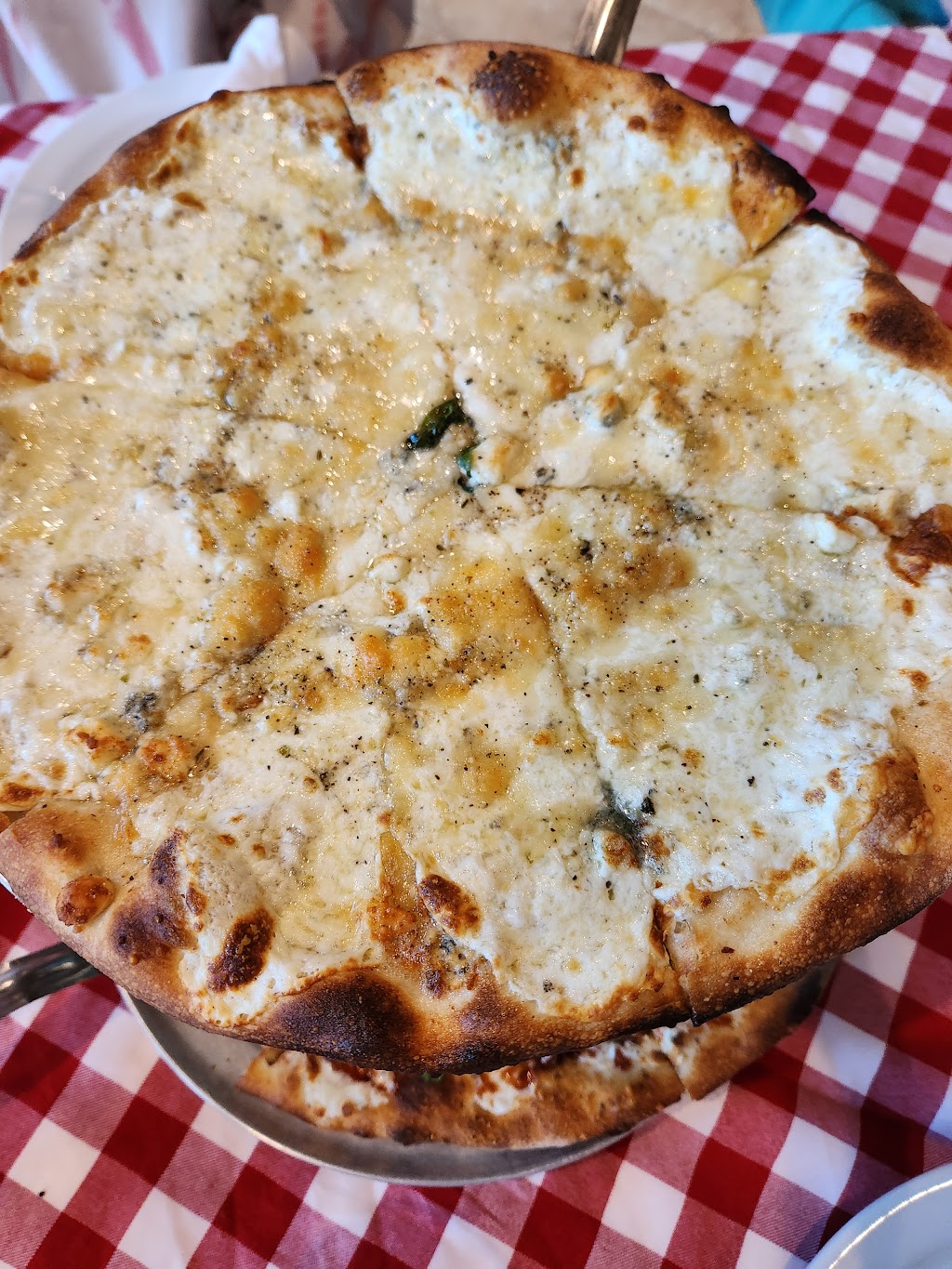 Grimaldi’s Pizzeria | restaurant | 1450 SW Vintage Pkwy #120, Ankeny, IA 50023, USA | 5156351038 OR +1 515-635-1038