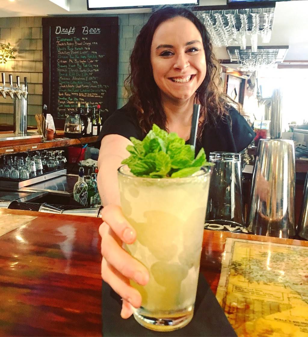 Cleat & Anchor | restaurant | 243 Lower County Rd, Dennis Port, MA 02639, USA | 5082580175 OR +1 508-258-0175