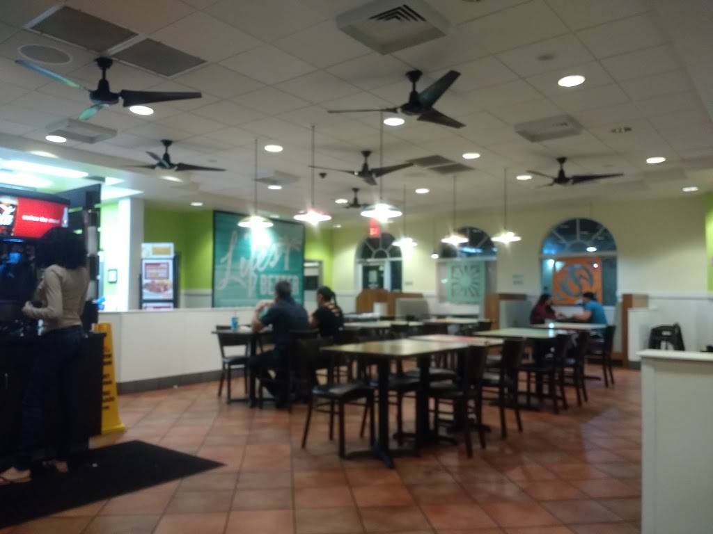 Pollo Tropical | restaurant | 1985 E Osceola Pkwy, Kissimmee, FL 34744, USA | 4073481222 OR +1 407-348-1222