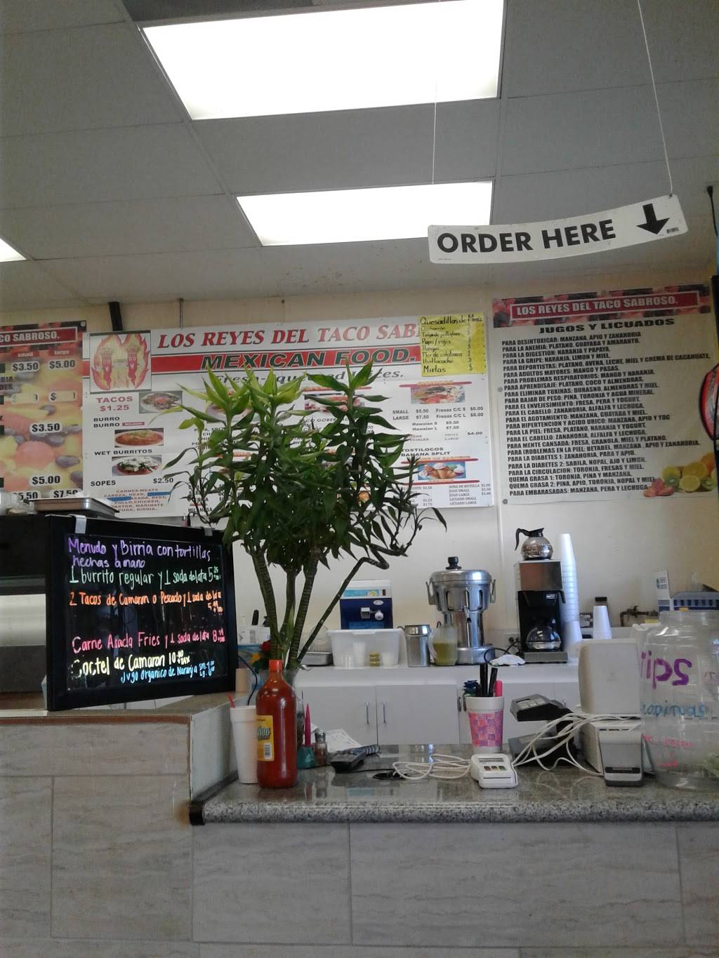 Los Reyes Del Taco Sabroso | restaurant | 2345 E Anaheim St, Long Beach, CA 90804, USA | 5624331329 OR +1 562-433-1329