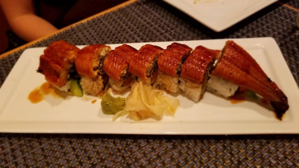 Sushi Maki (Palmetto Bay) | restaurant | 14491 S Dixie Hwy, Miami, FL 33176, USA | 3052326636 OR +1 305-232-6636