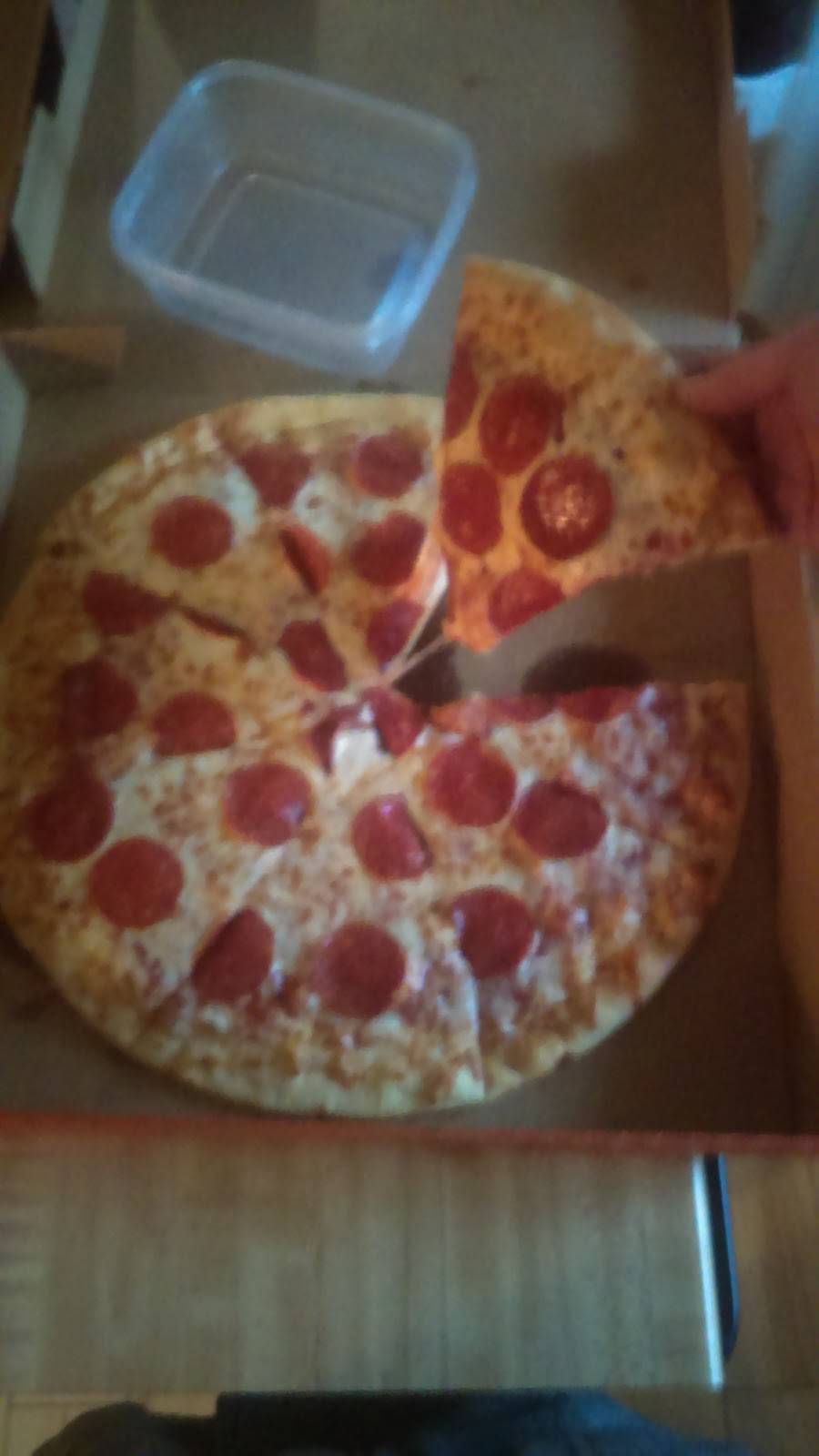 Little Caesars Pizza | meal takeaway | 23110 W Outer Dr, Allen Park, MI 48101, USA | 3135627540 OR +1 313-562-7540