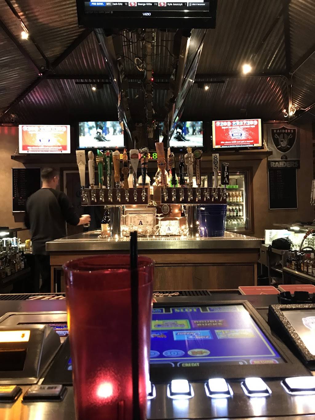 Slot Burger | restaurant | 4230 E Craig Rd, North Las Vegas, NV 89030, USA | 7023072082 OR +1 702-307-2082