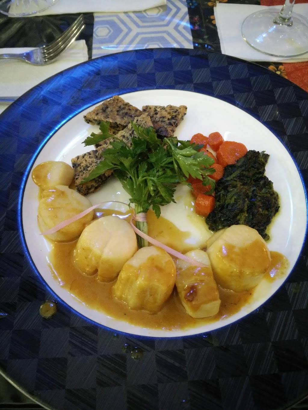 Grouchy Chef | restaurant | 4433 Russell Rd #113, Mukilteo, WA 98275, USA | 4254939754 OR +1 425-493-9754