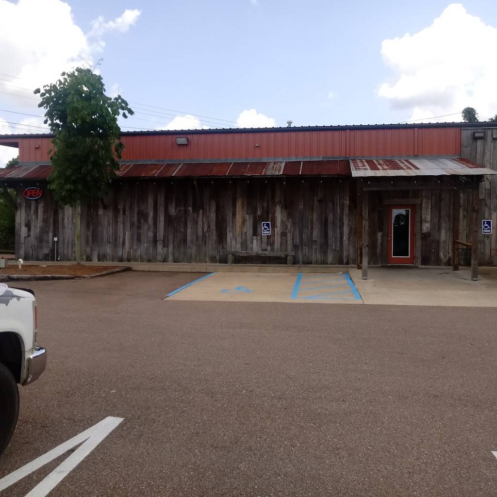 Southern Table Bar and Grill | restaurant | 10 Thacker Loop, Oxford, MS 38655, USA | 6623805124 OR +1 662-380-5124